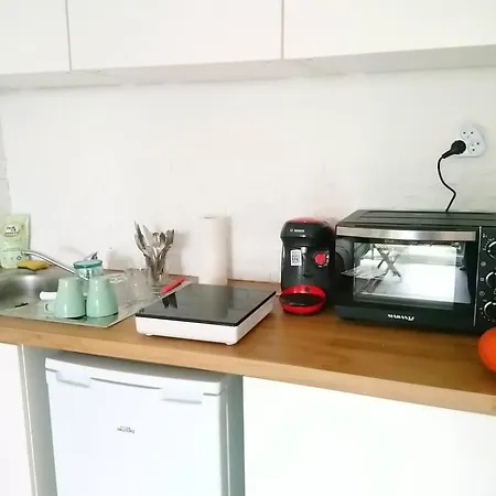 Studio Close To City Center *